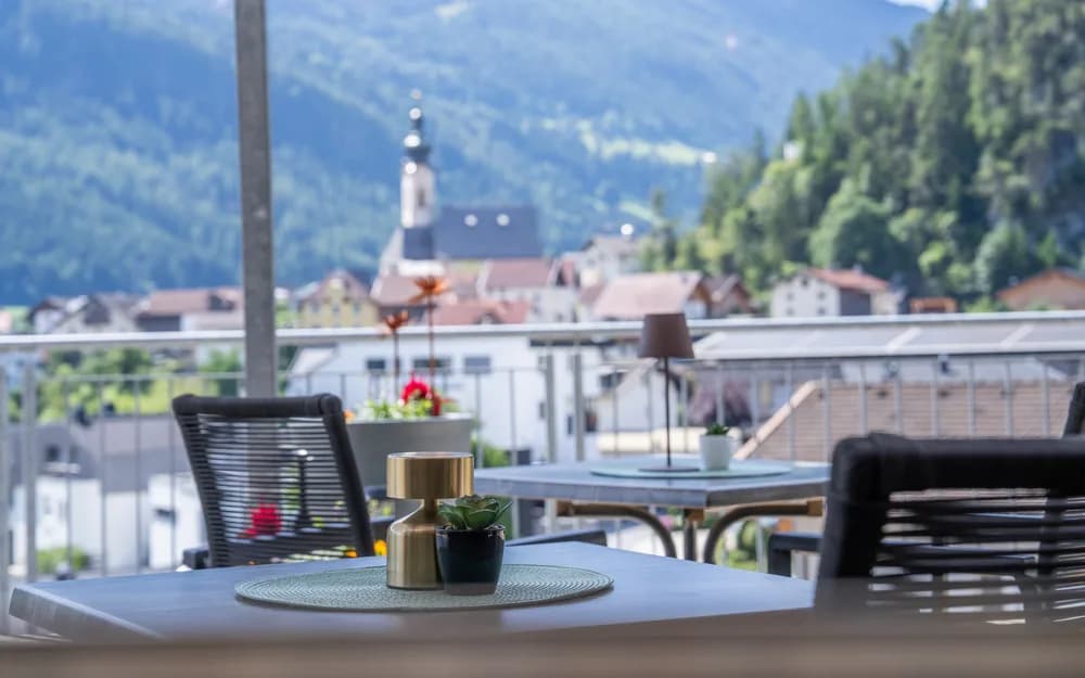 Places assises sur la terrasse